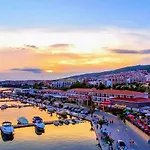 Antonia Seaside Comfort Апартамент Свети Влас